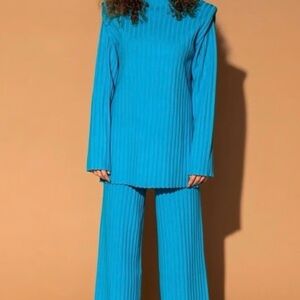 NWT Dressed in LALA Ribbed Turtleneck Set SZ L